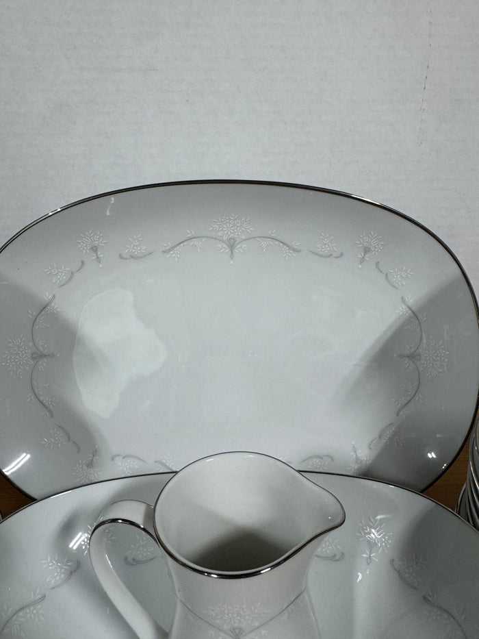 43-Piece Noritake 6441 Whitebrook China Set