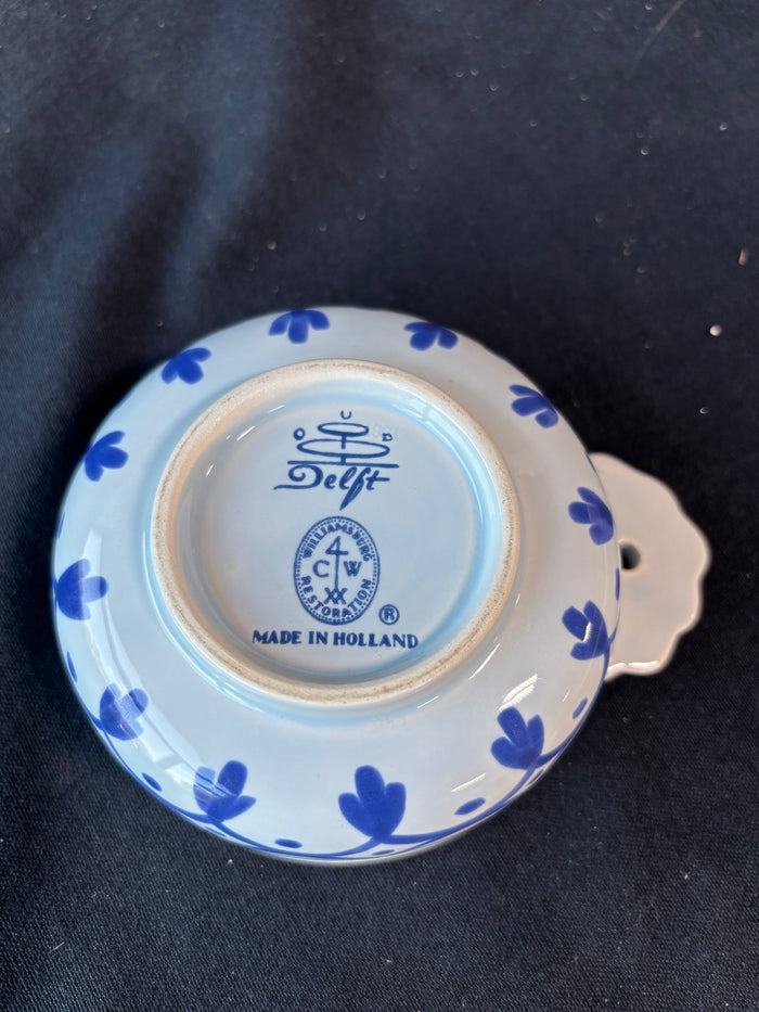 Colonial Williamsburg Restoration Delft Porringer