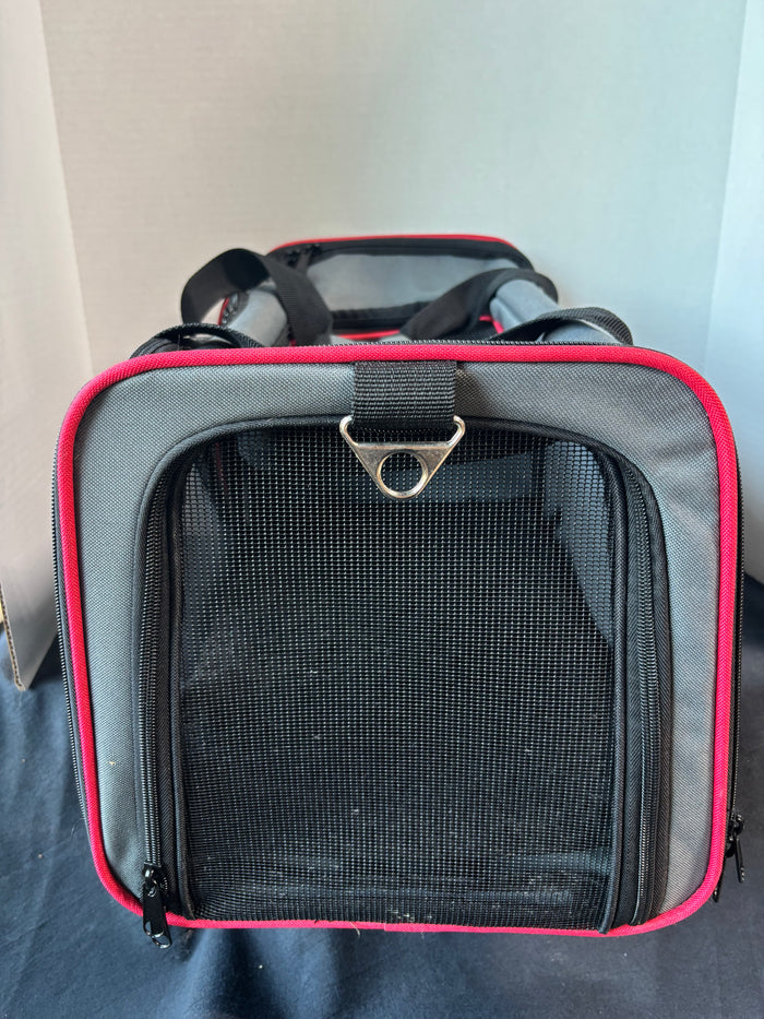 Goopaws Soft Sided Pet Carrier