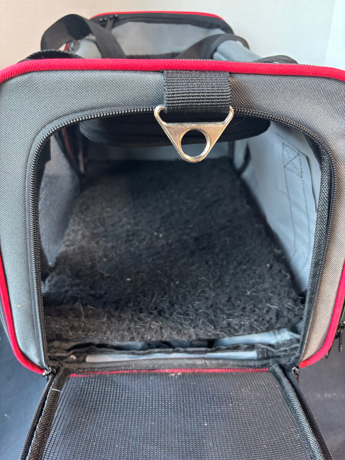 Goopaws Soft Sided Pet Carrier