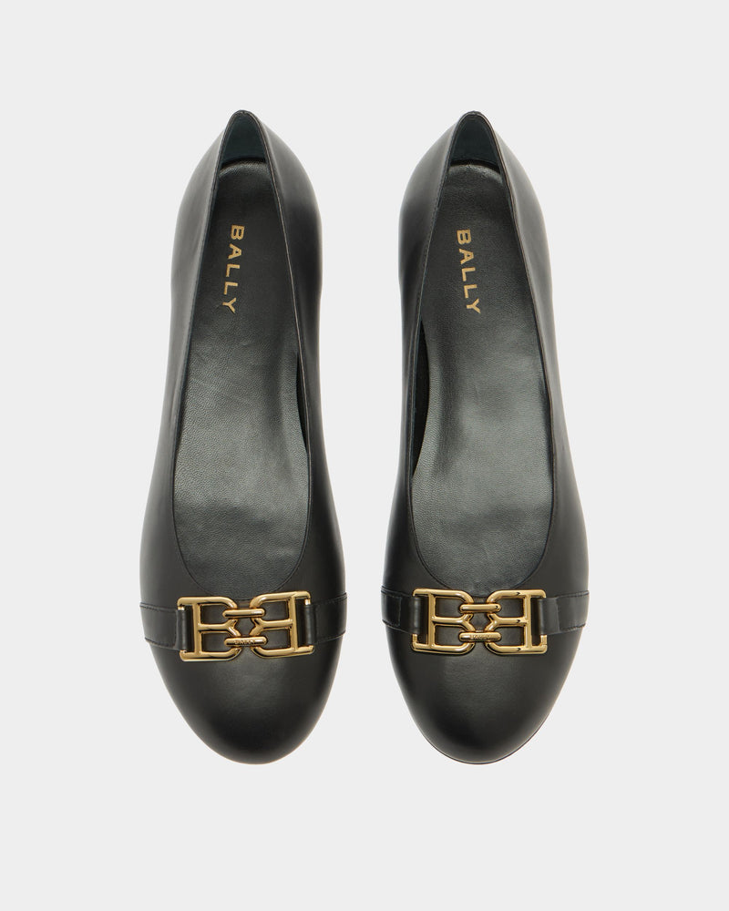Ballerina Ballet Flat In Black Leather