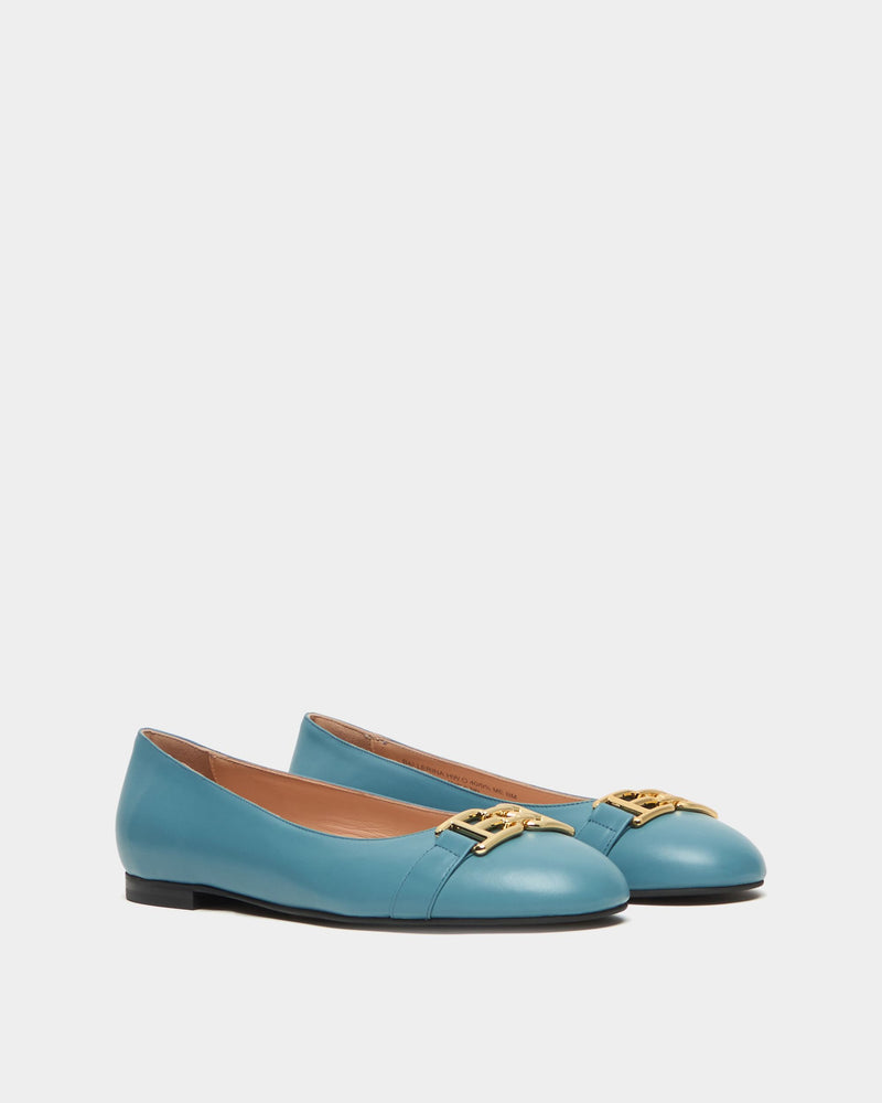 Ballerina Ballet Flat In Light Blue Leather