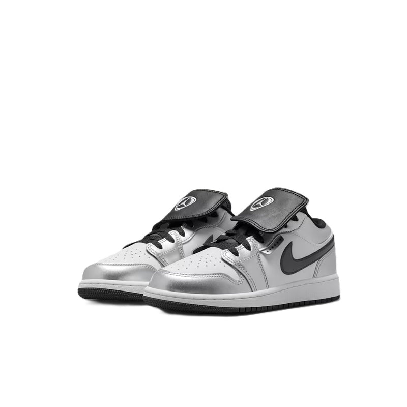 Big Kid's Jordan 1 Low SE BG White/Black-White (IR2310 100)