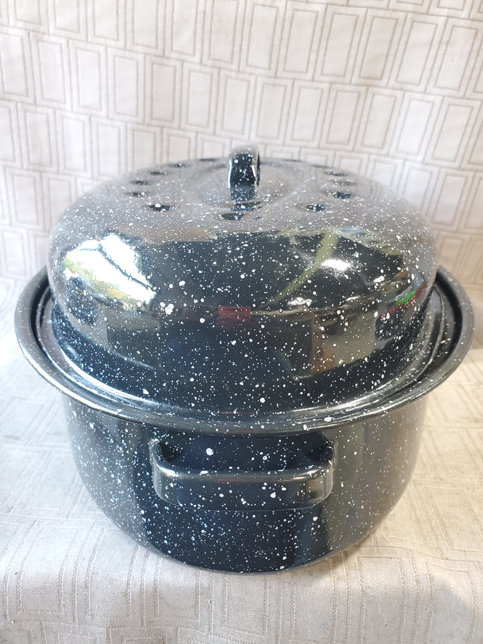 Black and White Speckled Roaster Pan