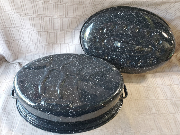 Black and White Speckled Roaster Pan