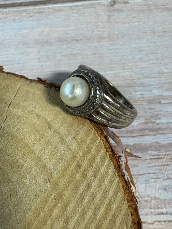 Bohemian Sterling Silver Faux Pearl Ring SIZE 5