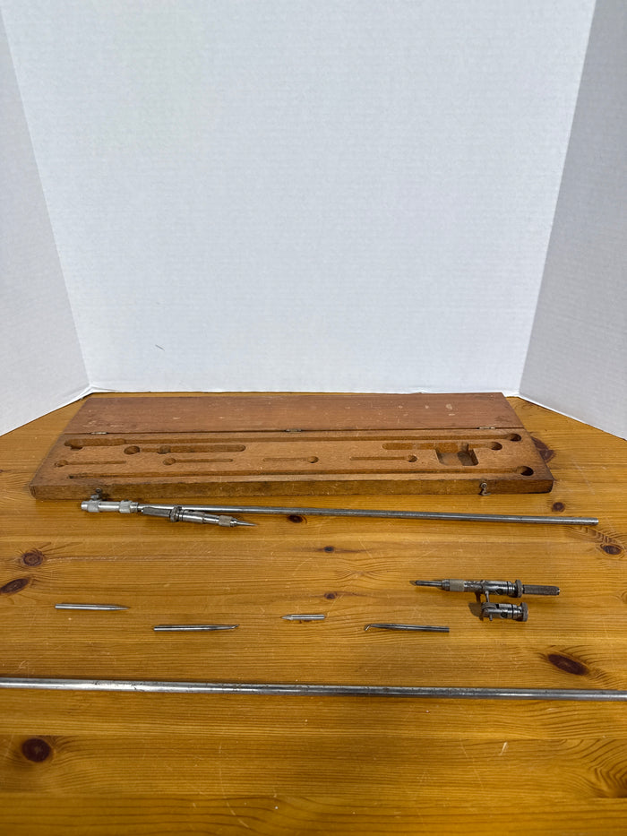 Brown & Sharpe No. 845 Machinist Trammel Set With Original Wooden Case
