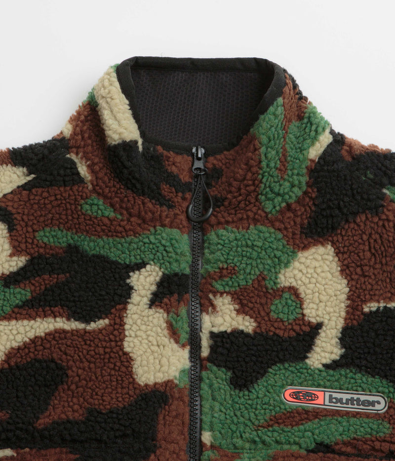 Butter Goods Camo Sherpa Jacket in Forest Green