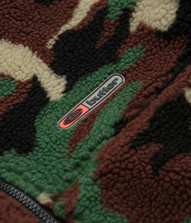 Butter Goods Camo Sherpa Jacket in Forest Green