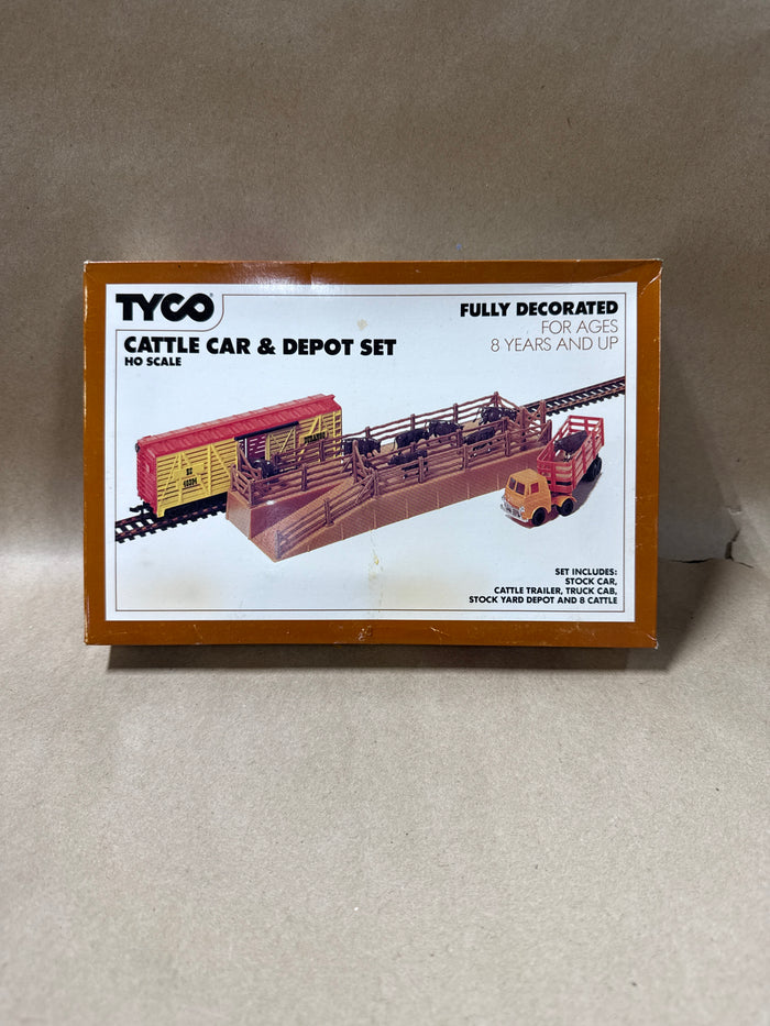 Cattle Car & Depot Set Ho Scale - Tyco