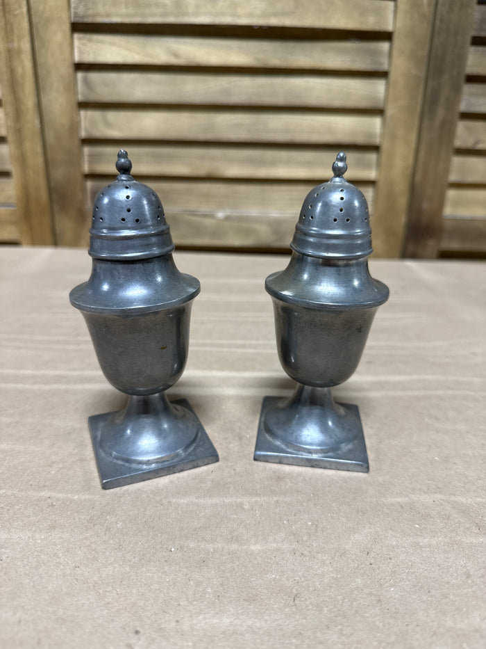 Colonial Williamsburg Stieff Pewter Salt And Pepper Shakers