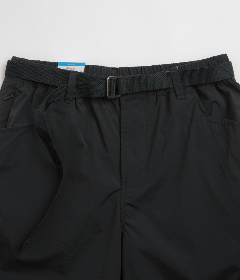 Columbia Sharpe Canyon Shorts in Black
