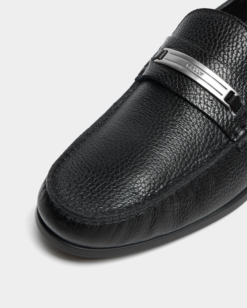Cronus Loafer In Black Grained Leather