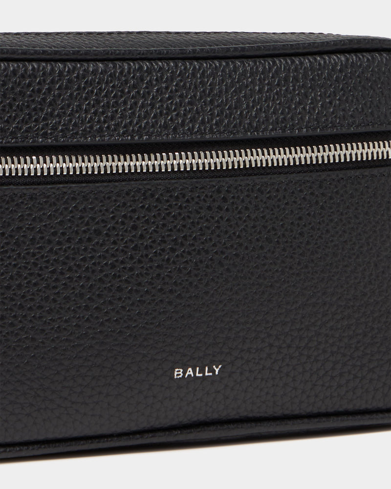 Crossbody Bag In Black Grained Leather