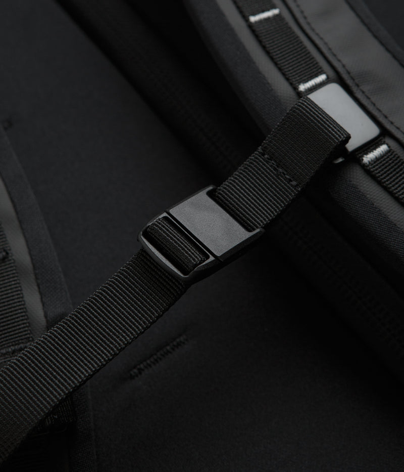 D_b_ Roamer 50L Pro Split Duffel Bag in Black Out