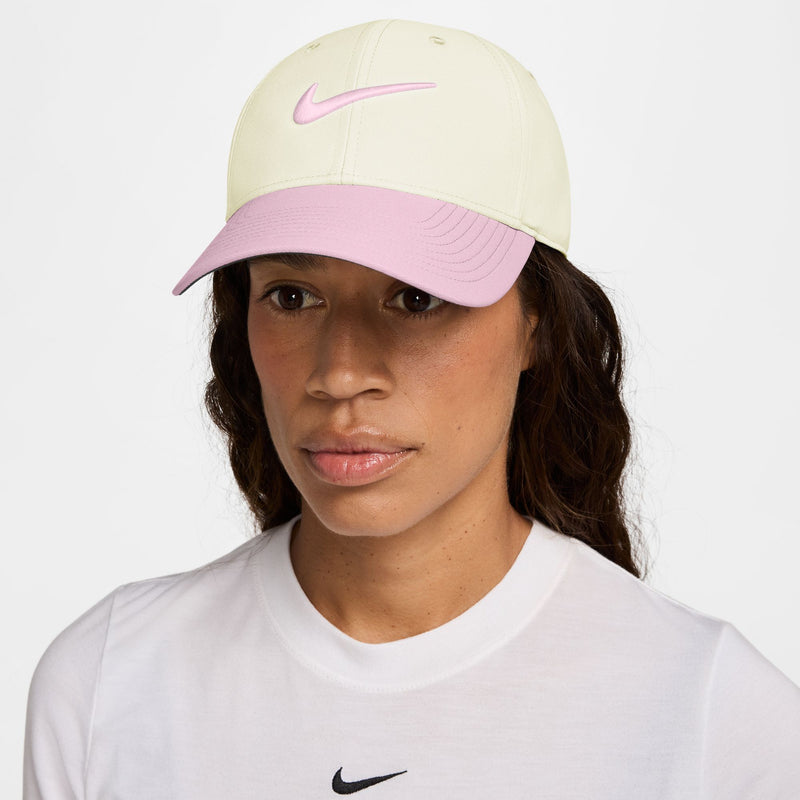 Dri-FIT Club Structured Swoosh Cap in Sail/Pink Foam/Pink Foam