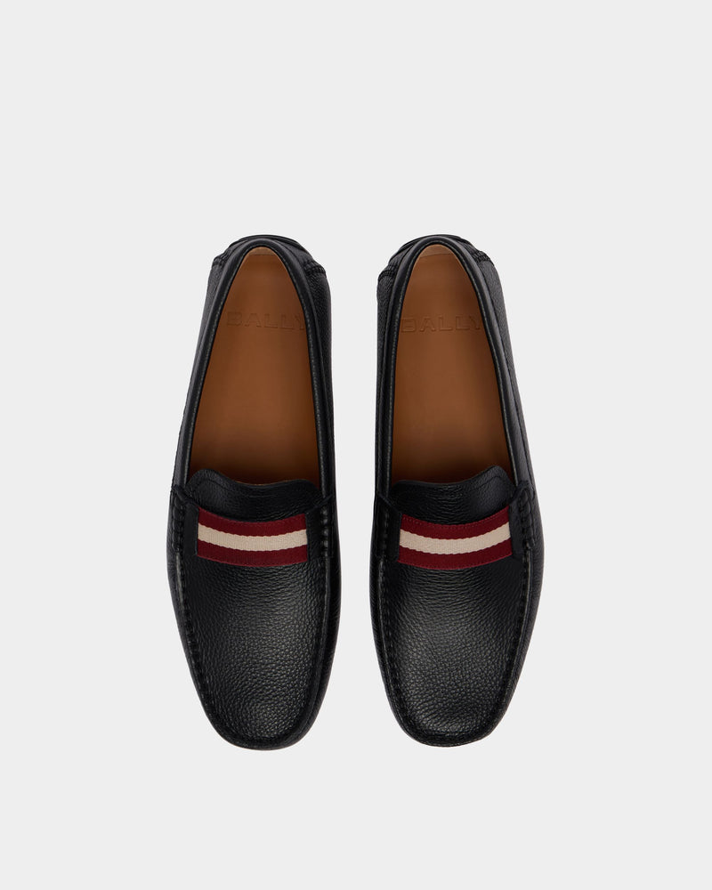 Driver in Black Grained Leather