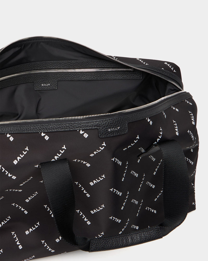 Duffle Bag In Black Nylon With a Chevron Logo Print