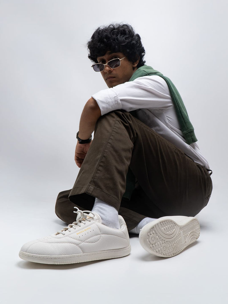 low sneakers for men