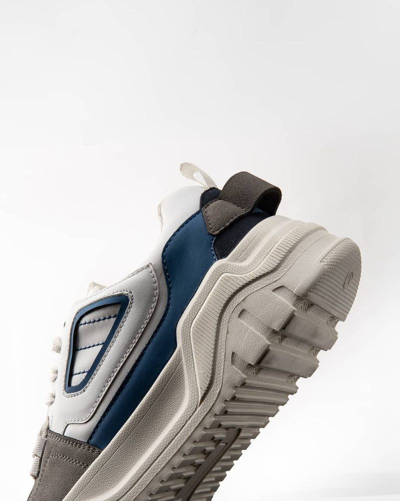 low top sneakers