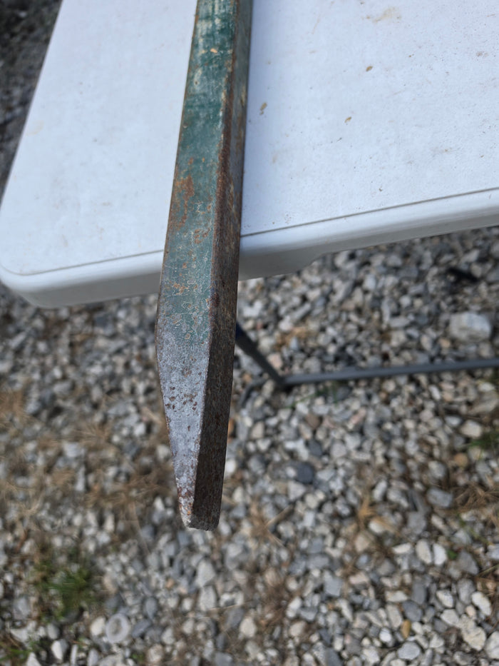 Heavy Duty 60" Digging Bar