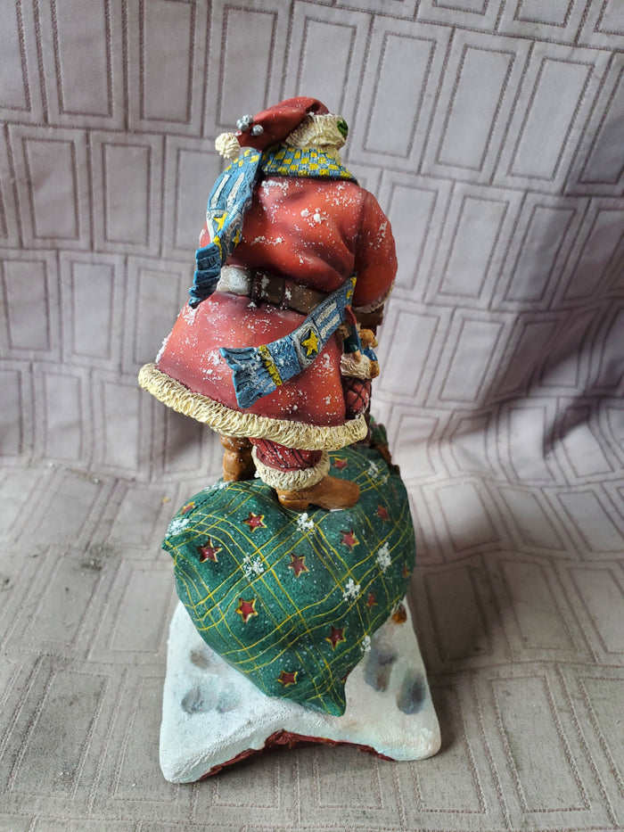 Lang and Wise Classic Santa Collectible "Santa's Dilemma" 71170503 Figurine