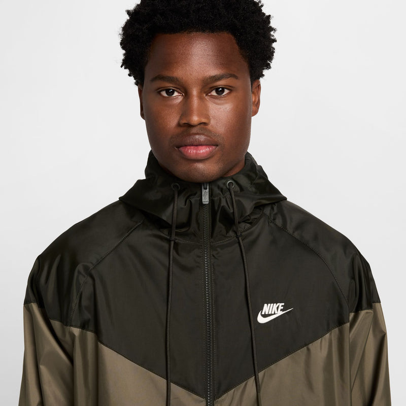 Men's Sportswear Windrunner Hooded Jacket in Medium Olive/Sequoia/Sail