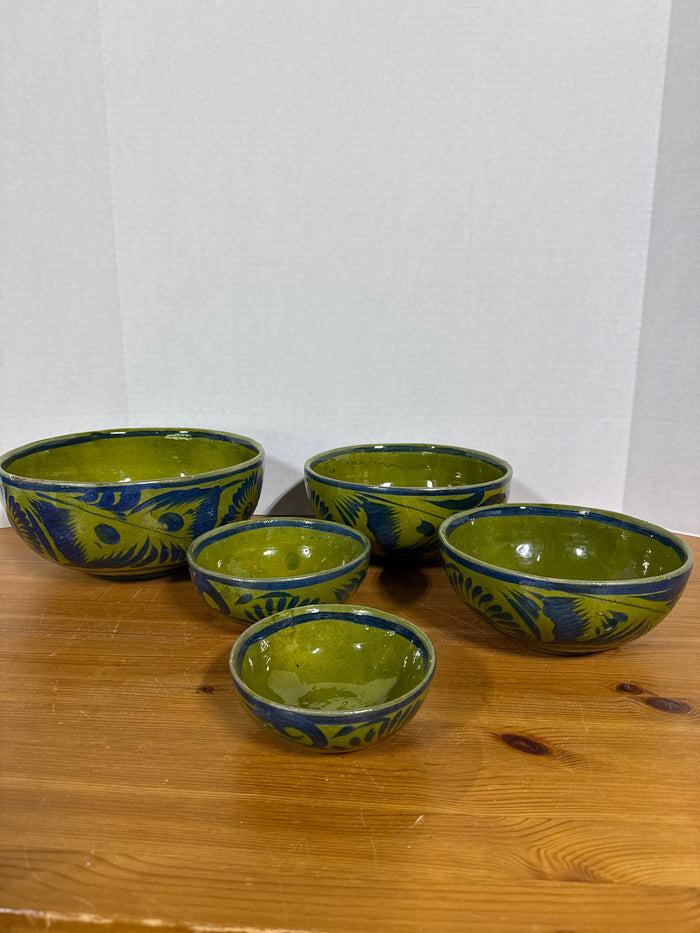 Mexican Terra Cotta Pottery Nesting Mixing Bowls - Set Of 5 **AS IS**