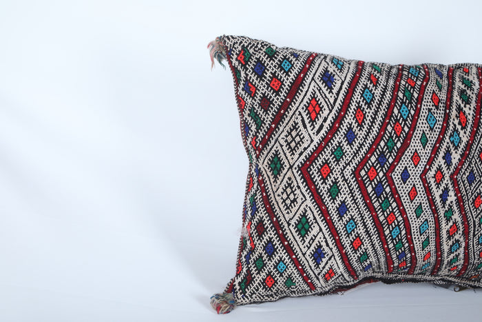 Moroccan pillow 16.9 INCHES X 22.8 INCHES - kilim pillow