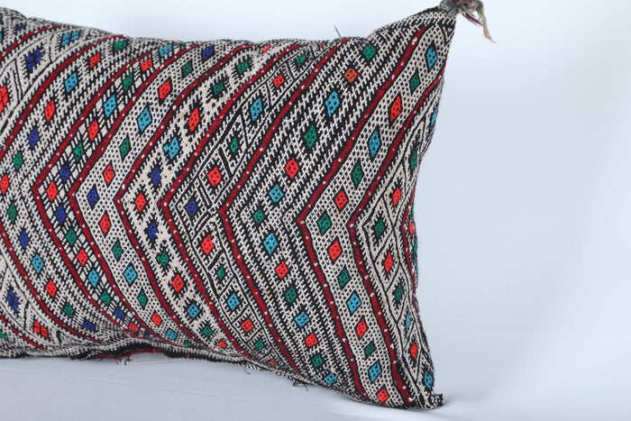 Moroccan pillow 16.9 INCHES X 22.8 INCHES - kilim pillow