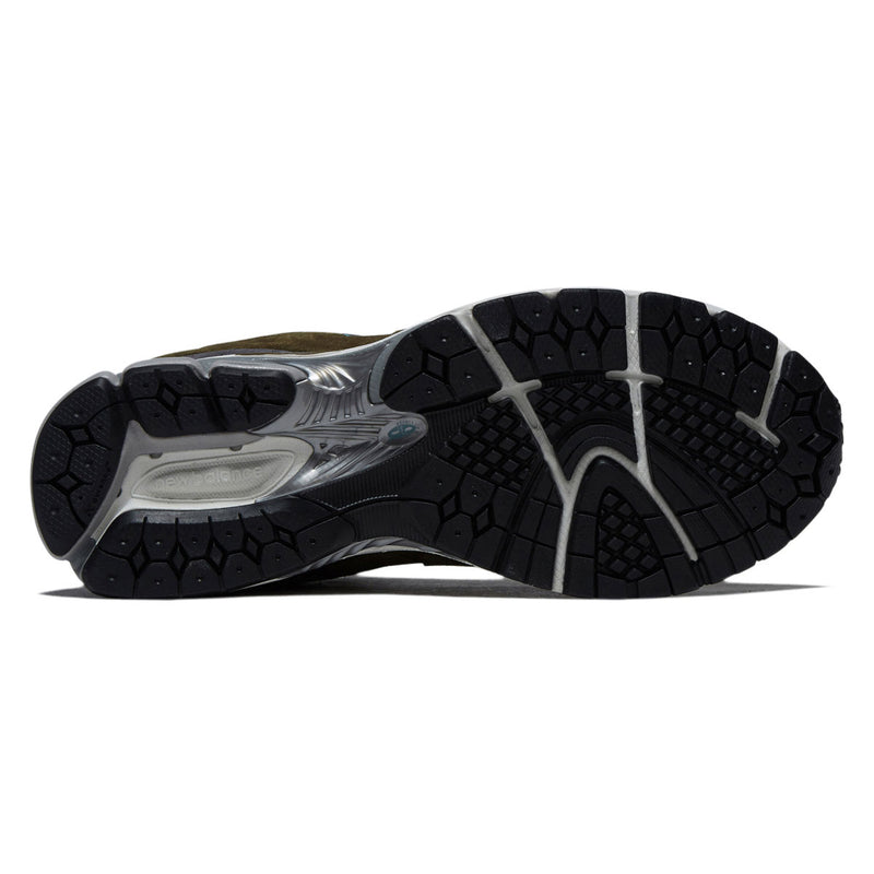 New Balance 2002R Shoes - Woodland/Stoneware
