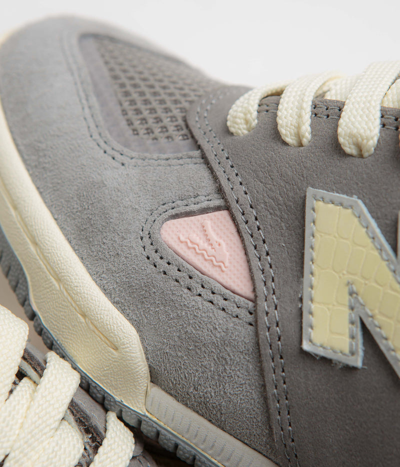 New Balance Numeric x Lost Art 600 Shoes in Sea Salt and Grey