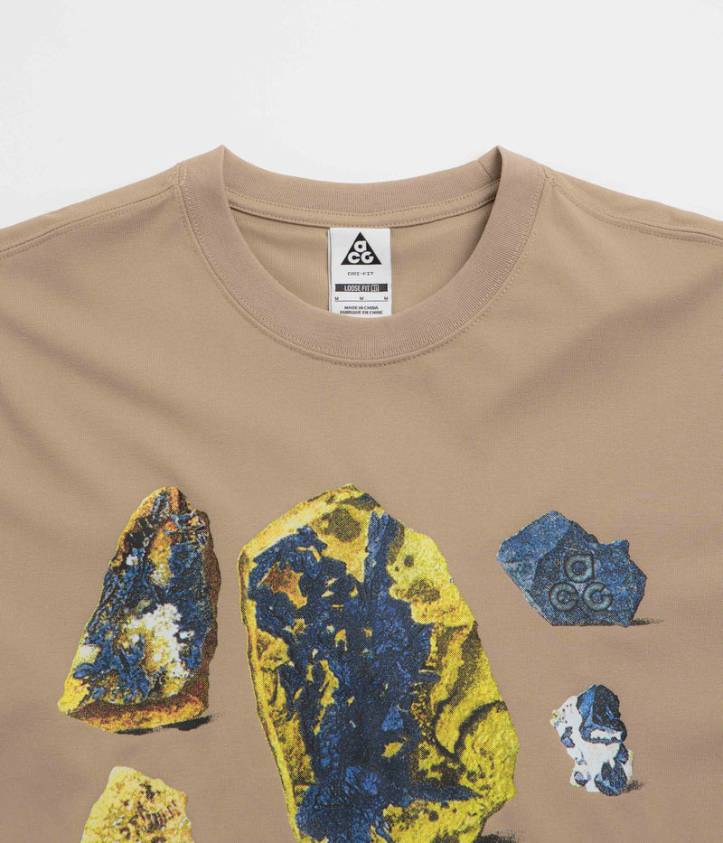 Nike ACG Minerals Long Sleeve T-Shirt in Khaki