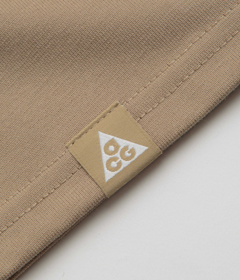 Nike ACG Minerals Long Sleeve T-Shirt in Khaki