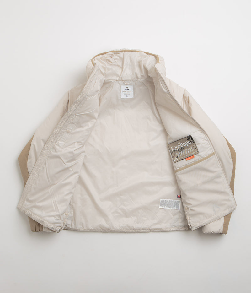 Nike ACG Rope De Dope PrimaLoft Jacket in Light Orewood Brown and Khaki / Summit White