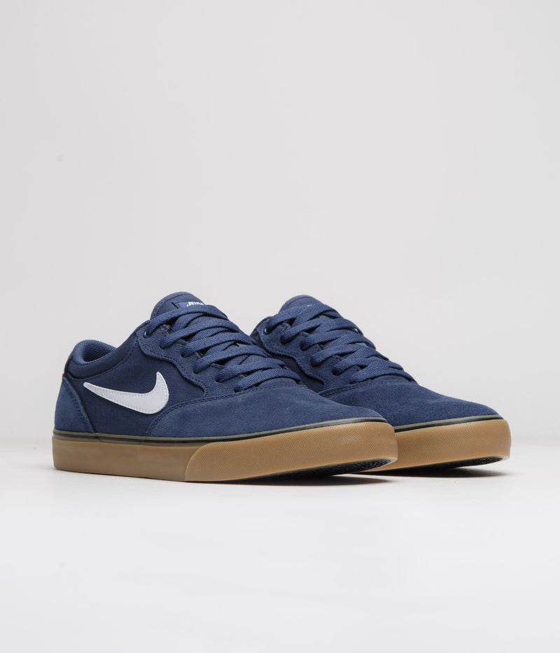 Nike SB Chron 2 Shoes in Navy and White and Navy - Gum Light Brown