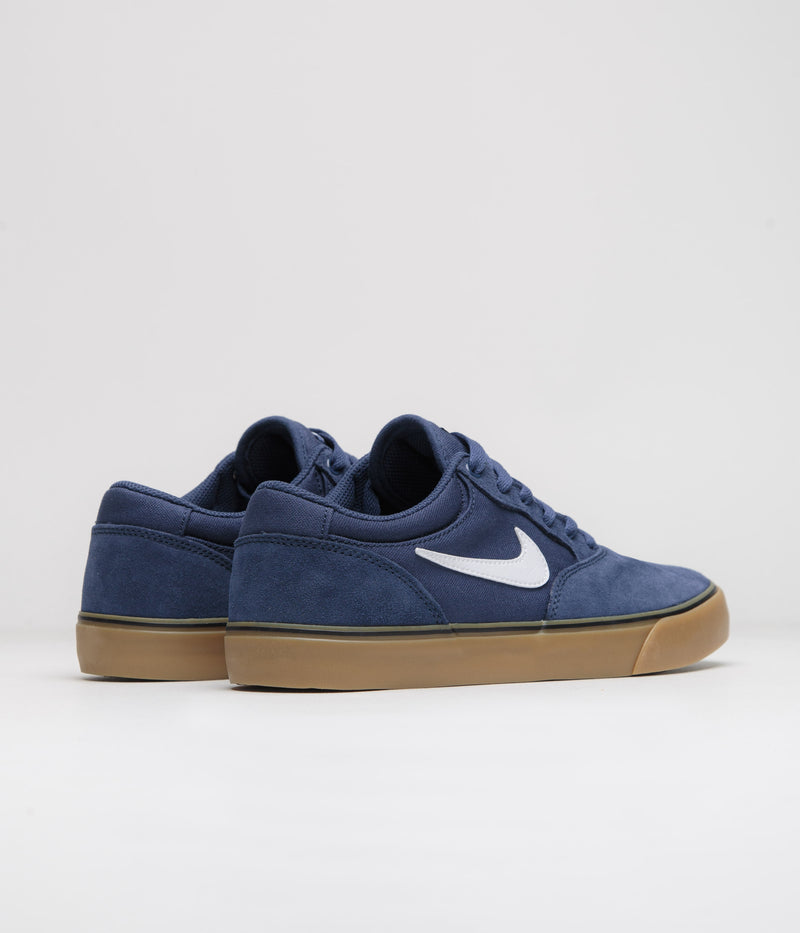 Nike SB Chron 2 Shoes in Navy and White and Navy - Gum Light Brown