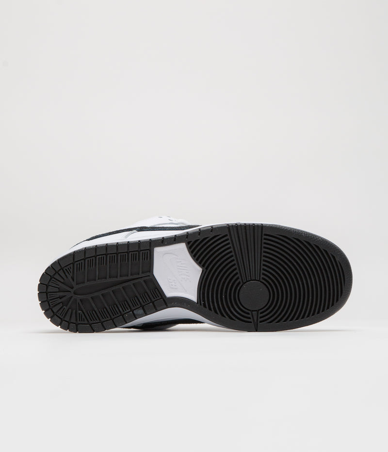 Nike SB Dunk Low Pro Shoes in White and Black and White - Black