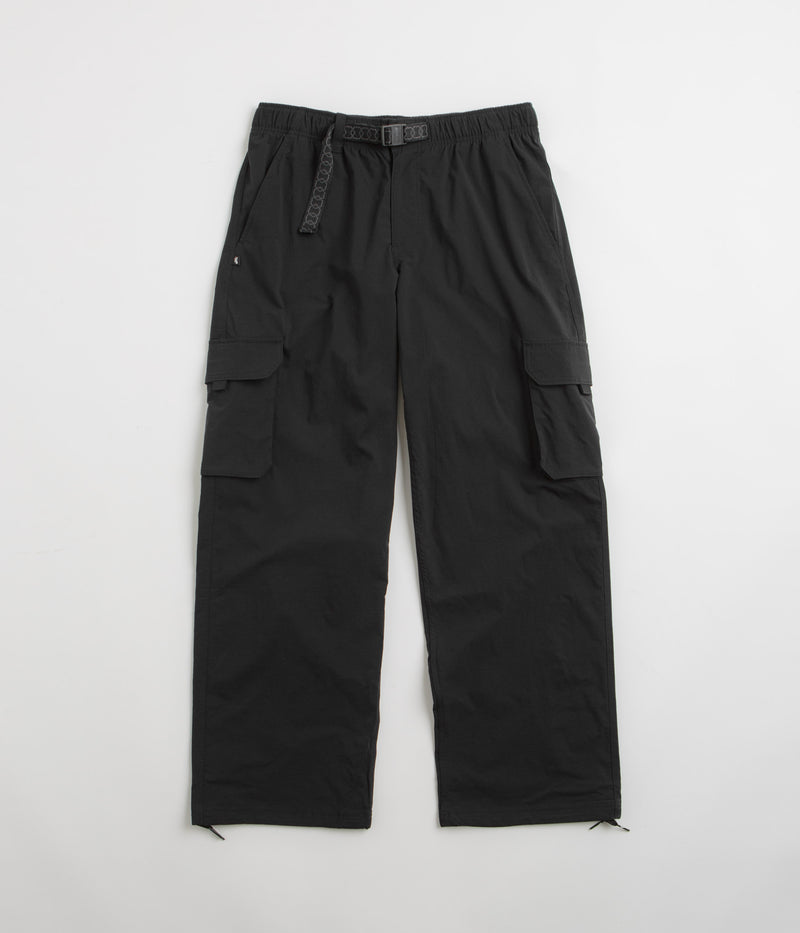 Nike SB Kearny Cargo Pants in Black and Black / White