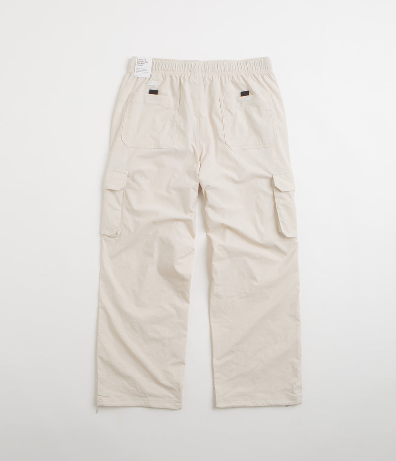 Nike SB Kearny Cargo Pants in Light Orewood Brown and White