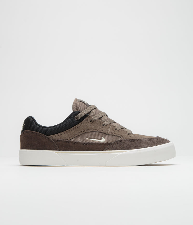 Nike SB Malor Shoes in Ironstone and Light Khaki and Baroque Brown - Black