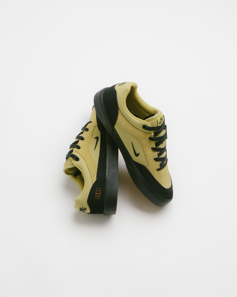 Nike SB Malor TE Shoes in Buff Gold and Black and Black - Cinnamon