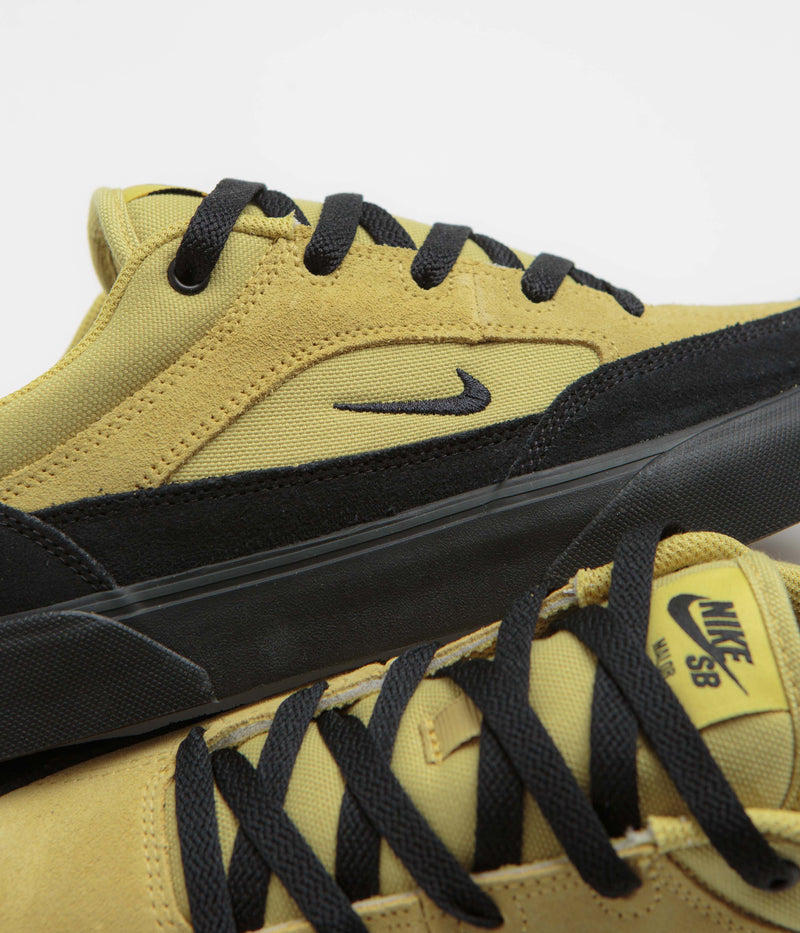 Nike SB Malor TE Shoes in Buff Gold and Black and Black - Cinnamon