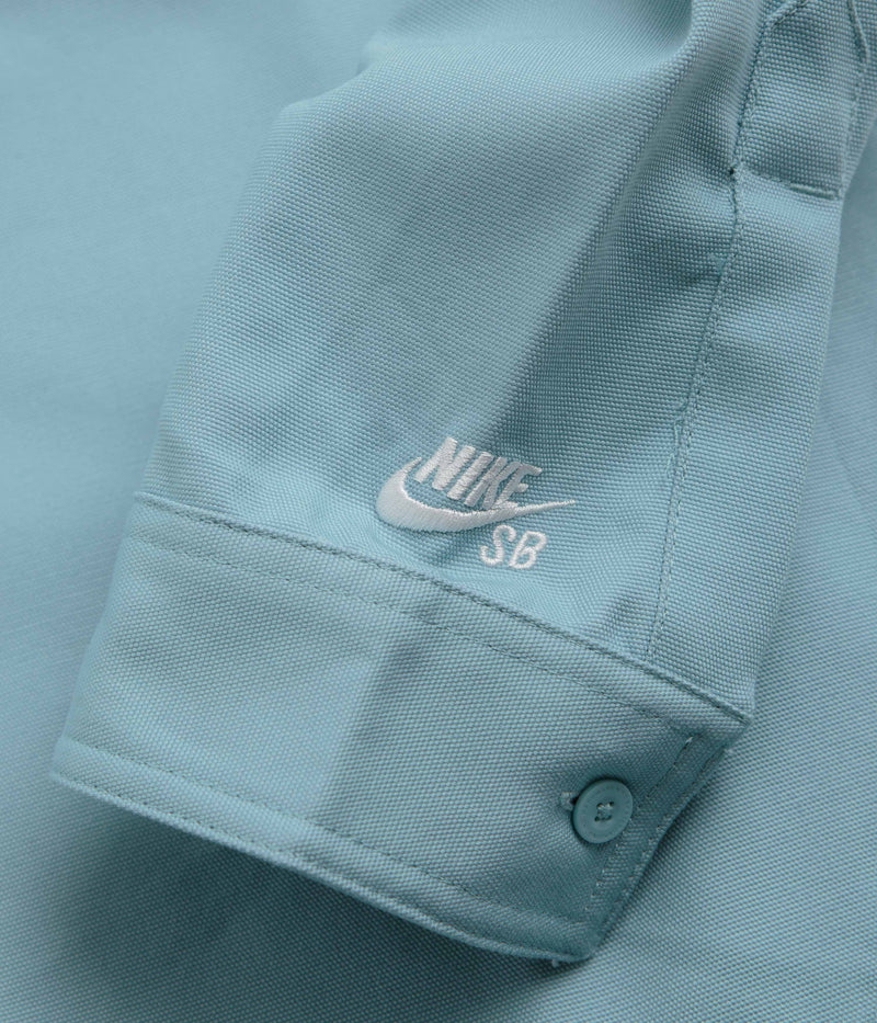 Nike SB New Essential Woven Shirt in Denim Turquoise and White