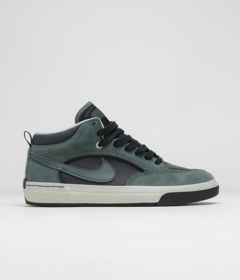 Nike SB React Leo Shoes in Vintage Green and Vintage Green and Black