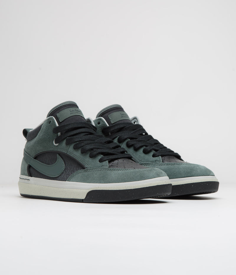 Nike SB React Leo Shoes in Vintage Green and Vintage Green and Black