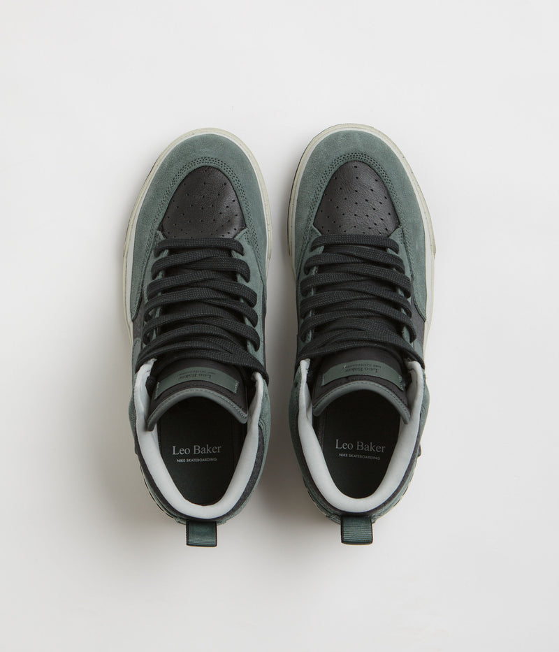 Nike SB React Leo Shoes in Vintage Green and Vintage Green and Black
