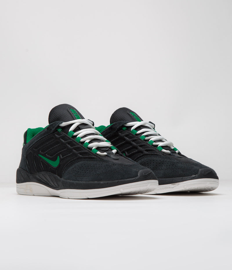 Nike SB Vertebrae Shoes in Black and Malachite and Black - Summit White