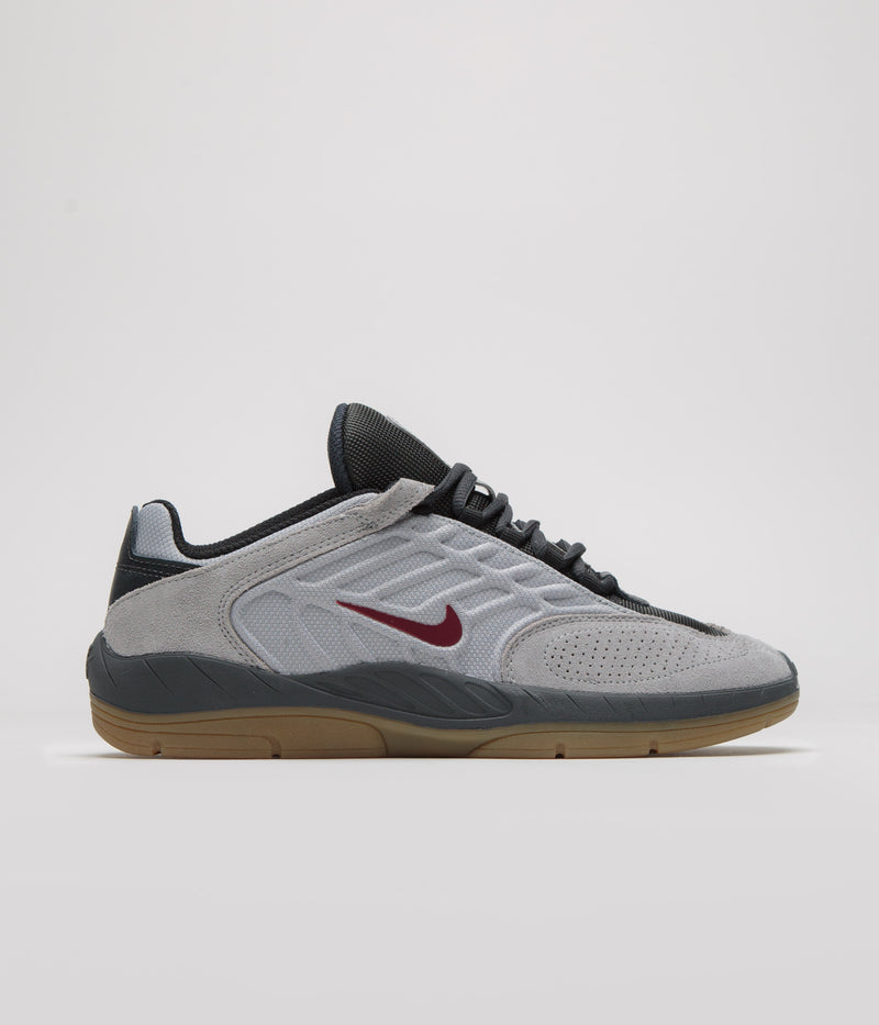 Nike SB Vertebrae Shoes in Light Smoke Grey and Dark Team Red