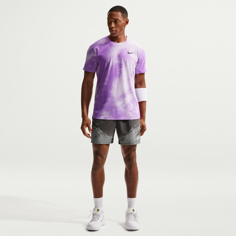 NikeCourt Slam Dri-FIT ADV tennistop voor heren in Violet Mist/Bright Violet/Black